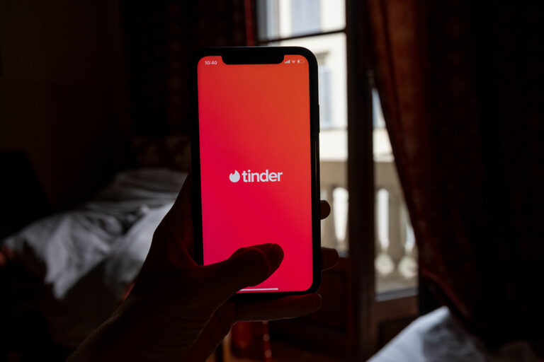 Tinder erst kennenlernen und dann sehen